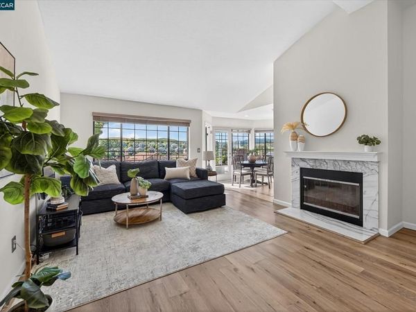 83 Tahoe Ct, Unit 203, San Ramon, CA 94582