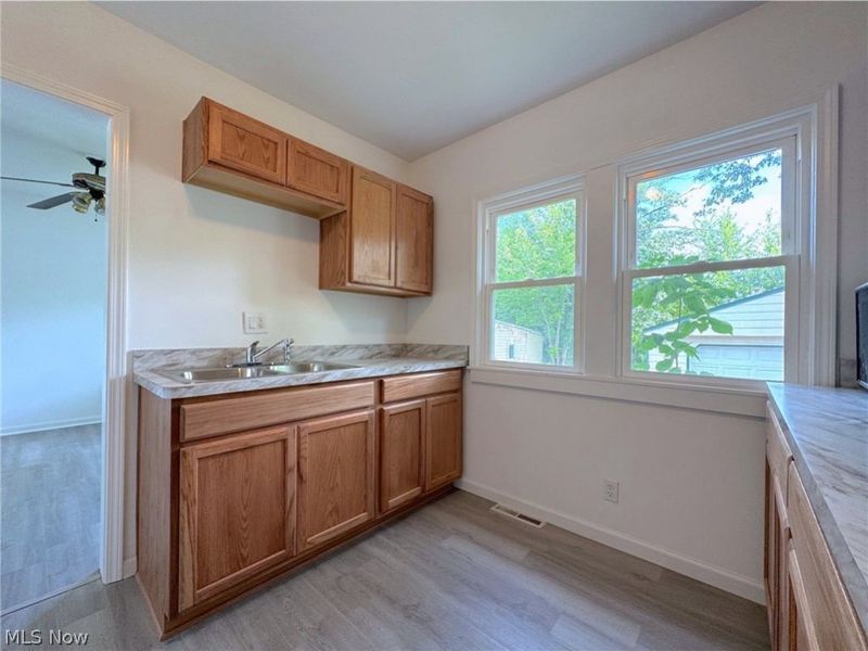 1505 E 196th Street, Euclid, OH 44117 Photo 11