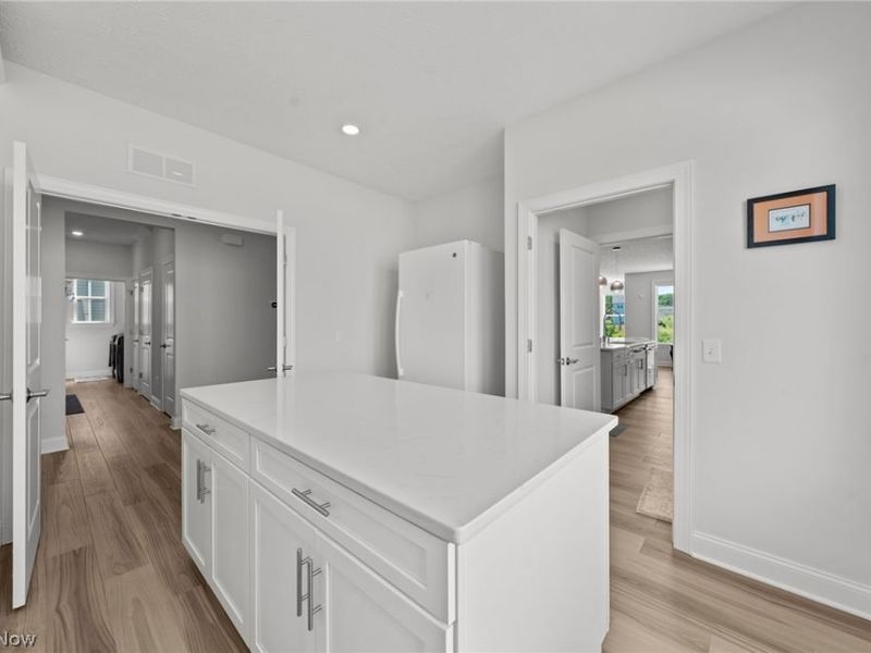 8259 Brookview Lane, Mentor, OH 44060 Photo 18