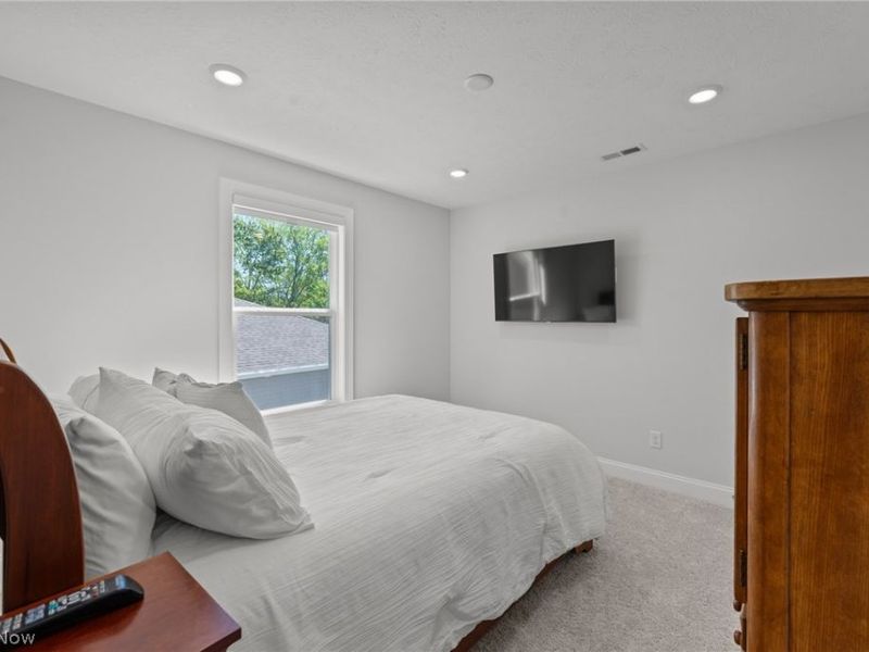 8259 Brookview Lane, Mentor, OH 44060 Photo 33