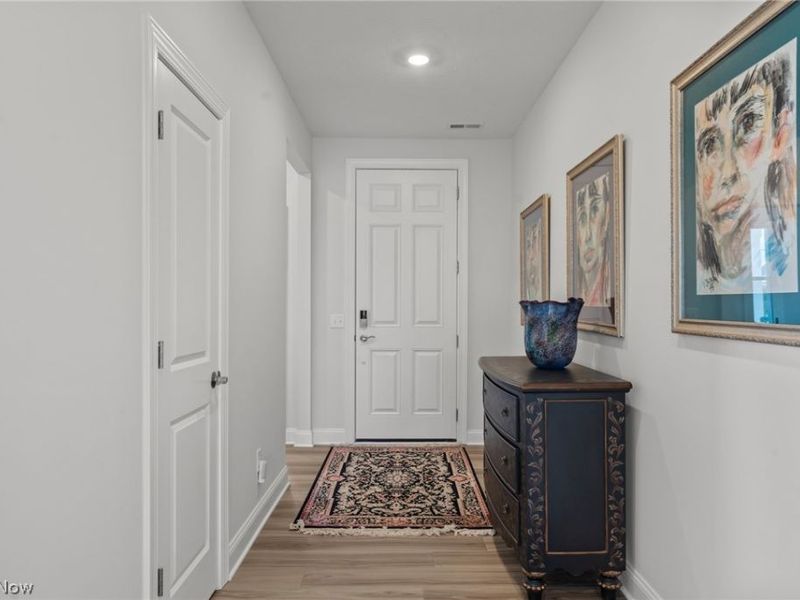 8259 Brookview Lane, Mentor, OH 44060 Photo 8