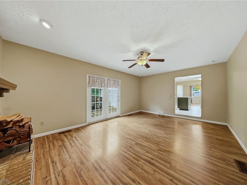 6103 Ely Vista Drive, Parma, OH 44129 Photo 17