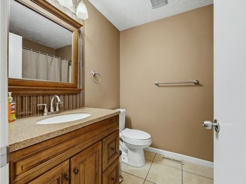 6103 Ely Vista Drive, Parma, OH 44129 Photo 32