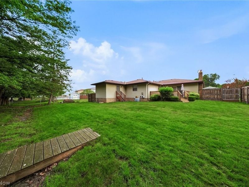 6103 Ely Vista Drive, Parma, OH 44129 Photo 6