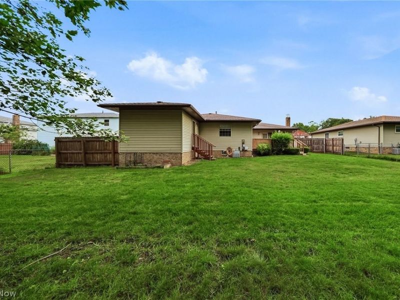 6103 Ely Vista Drive, Parma, OH 44129 Photo 7