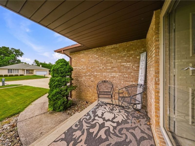 6103 Ely Vista Drive, Parma, OH 44129 Photo 9