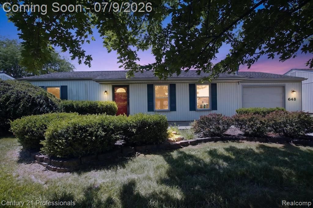 648 Newport Road, Frenchtown Township, MI 48117 Main Photo