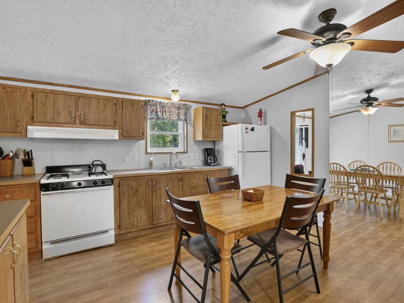 23393 Hideaway Drive , Senecaville, OH 43780 Photo 12