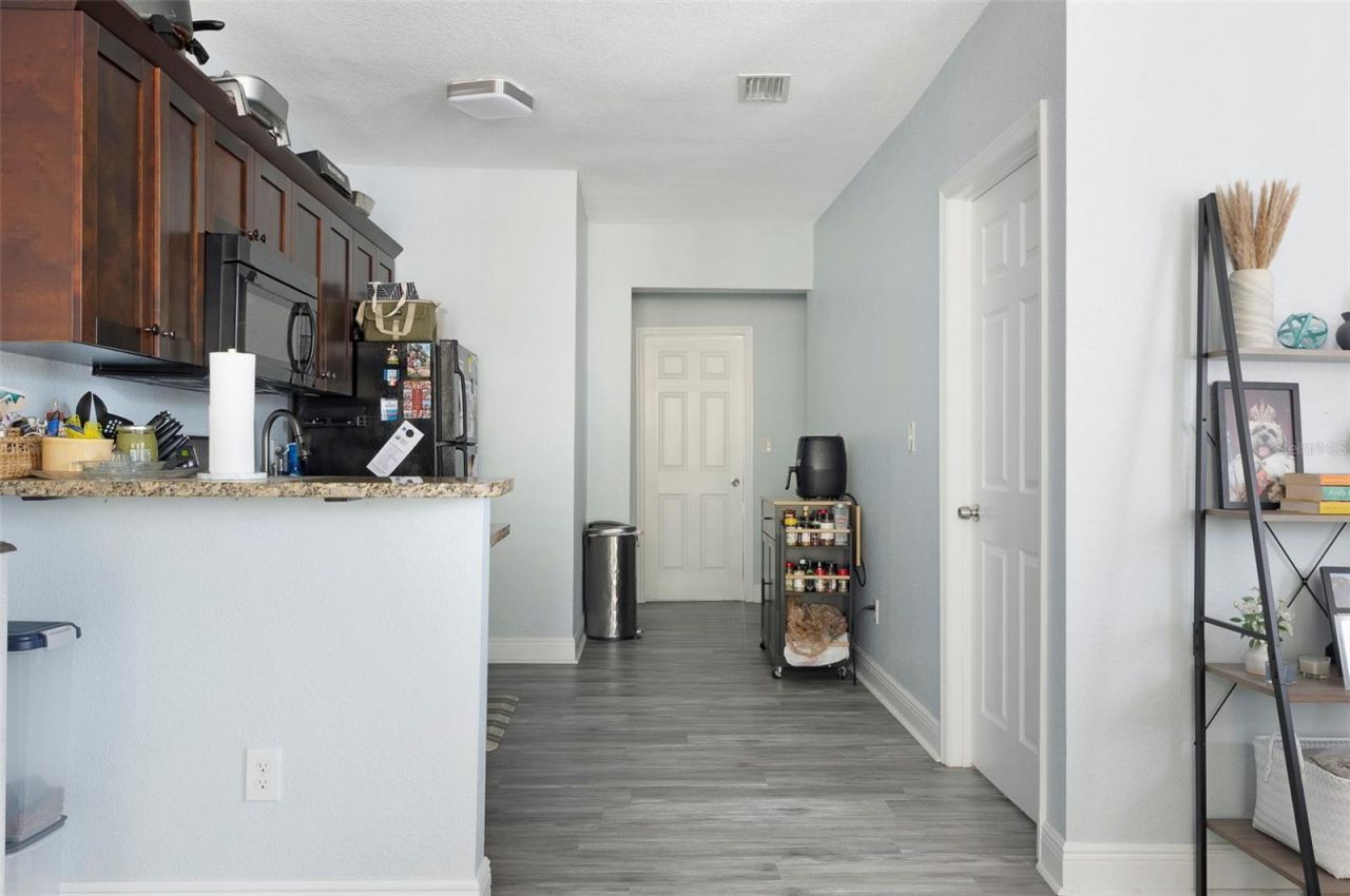 3651 Haines Road N, Saint Petersburg, FL 33704 Photo