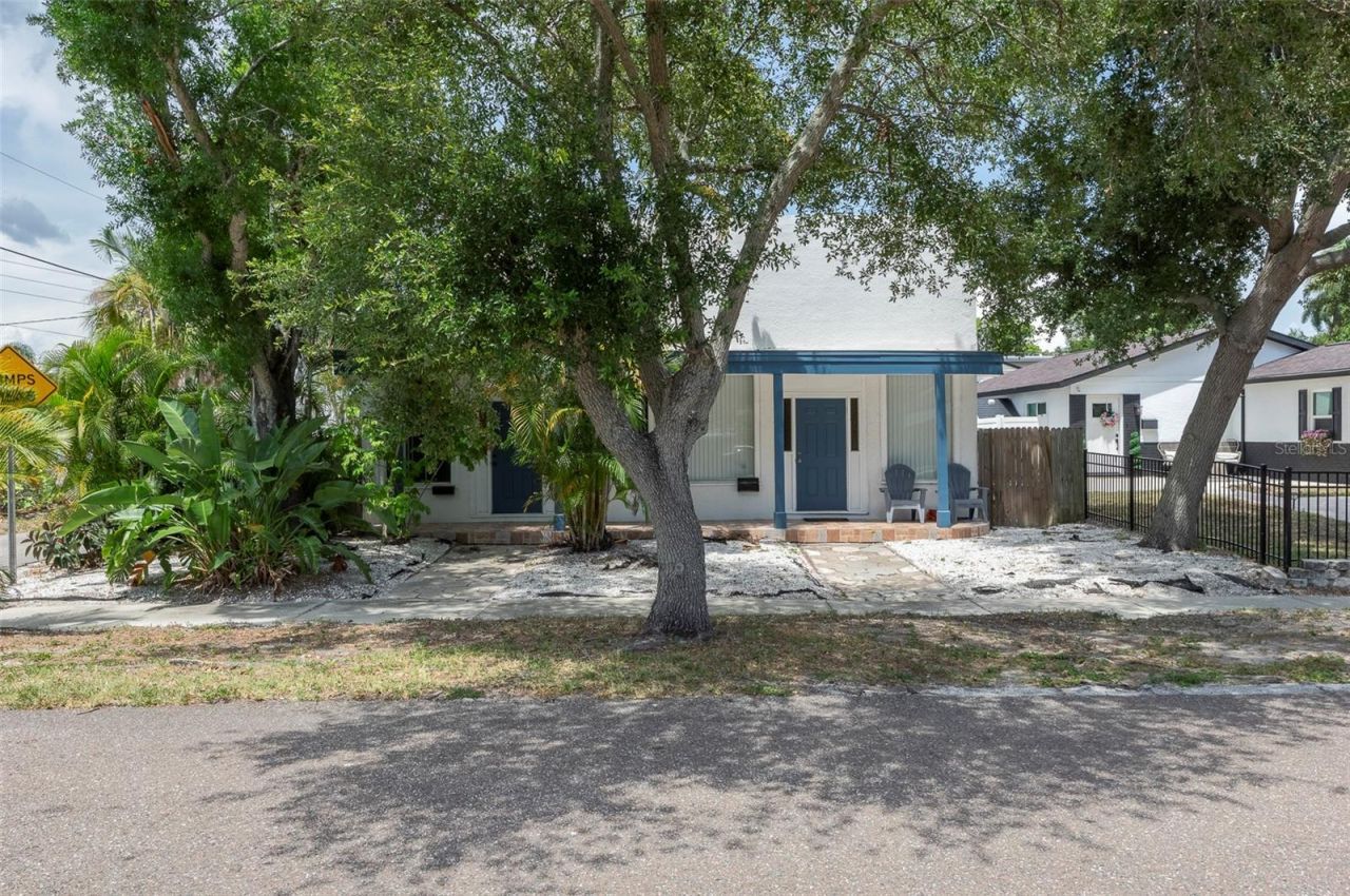 3651 Haines Road N, Saint Petersburg, FL 33704 Photo