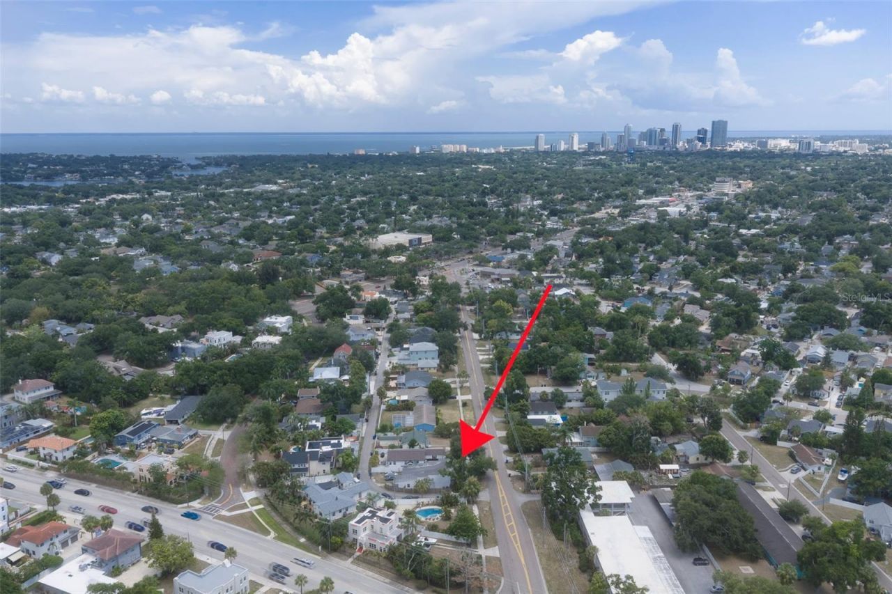 3651 Haines Road N, Saint Petersburg, FL 33704 Photo