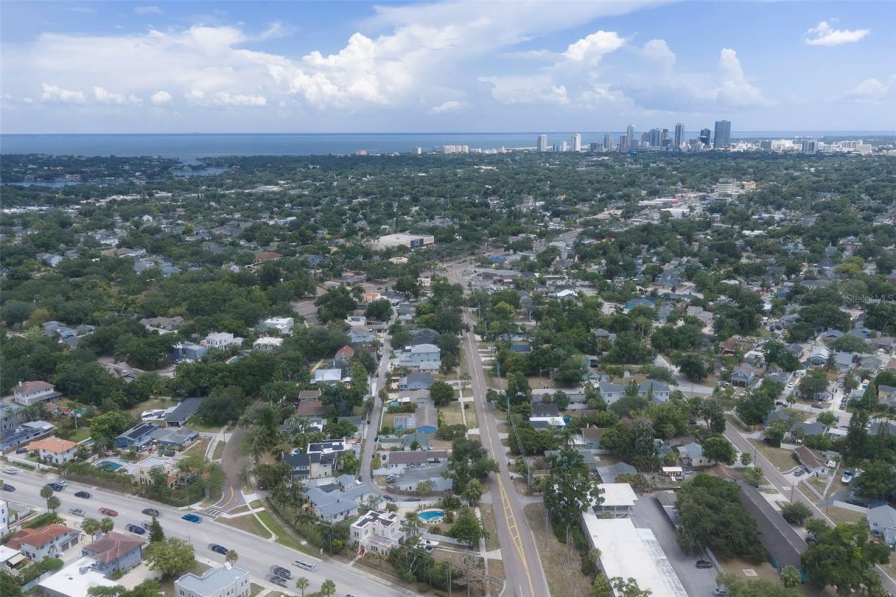 3651 Haines Road N, Saint Petersburg, FL 33704 Photo