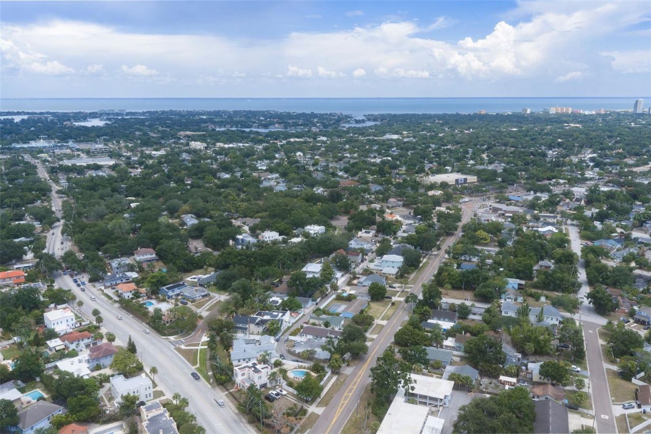 3651 Haines Road N, Saint Petersburg, FL 33704 Photo