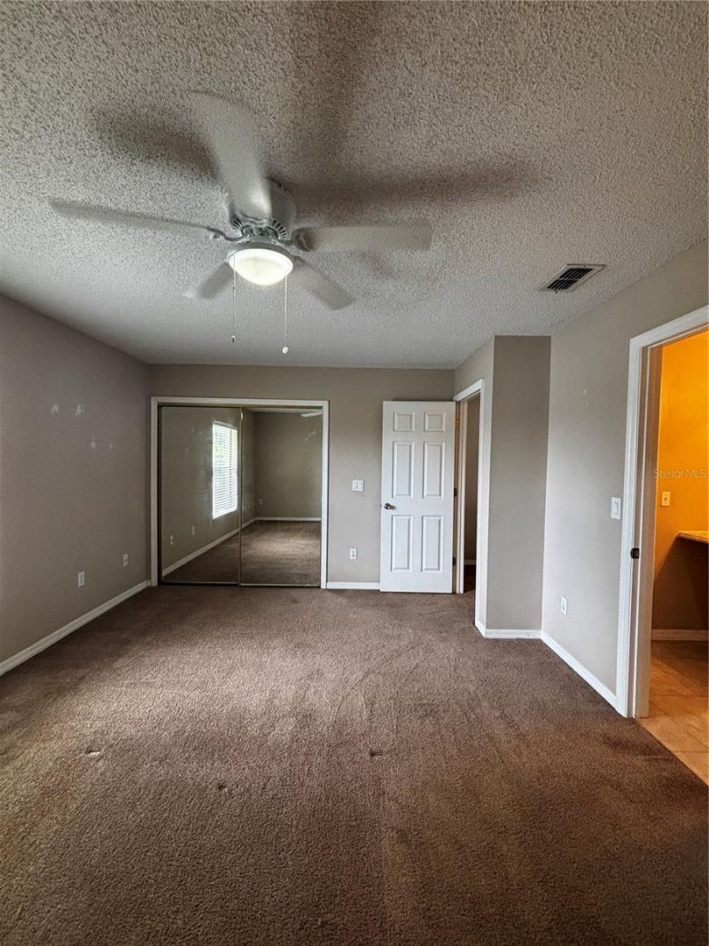 1627 Long Ridge Court, Unit 270, Orlando, FL 32807 Photo