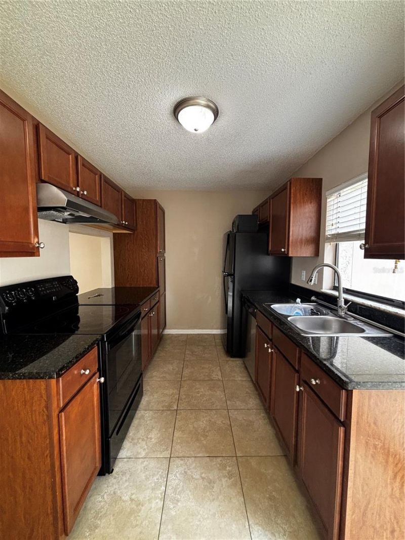 1627 Long Ridge Court, Unit 270, Orlando, FL 32807 Photo