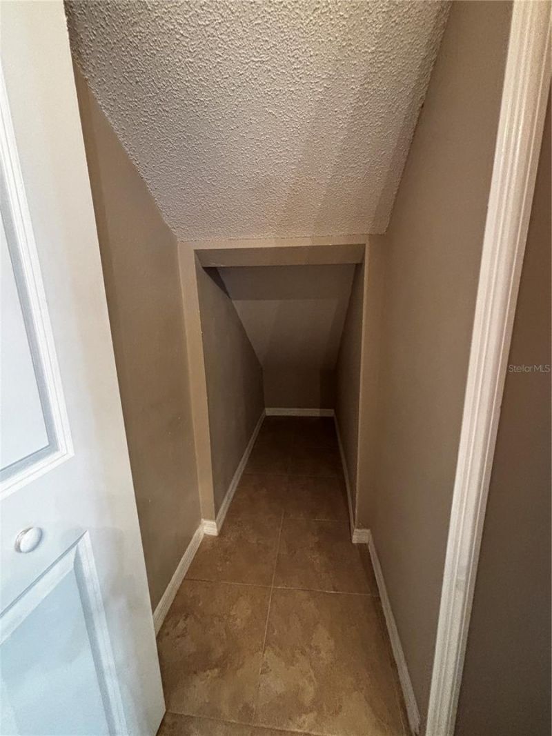 1627 Long Ridge Court, Unit 270, Orlando, FL 32807 Photo