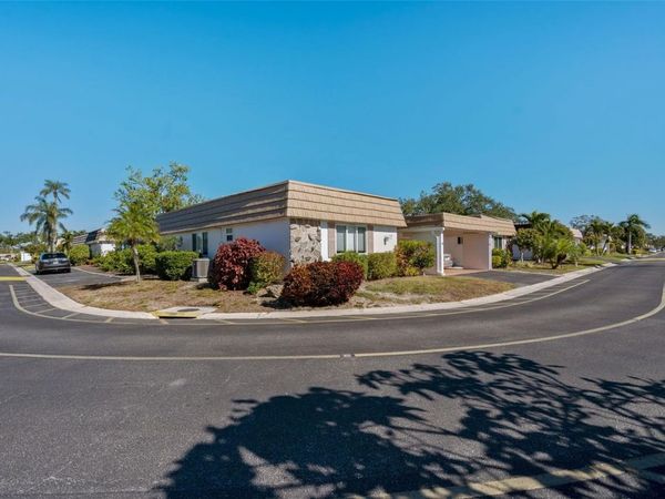 2305 RIVERBLUFF PARKWAY , Unit V256, SARASOTA, FL 34231