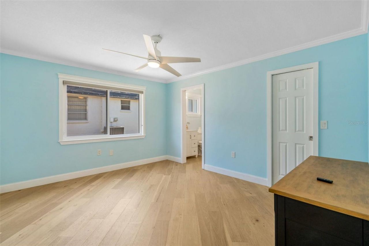 2305 Riverbluff Parkway, Unit V256, Sarasota, FL 34231 Photo