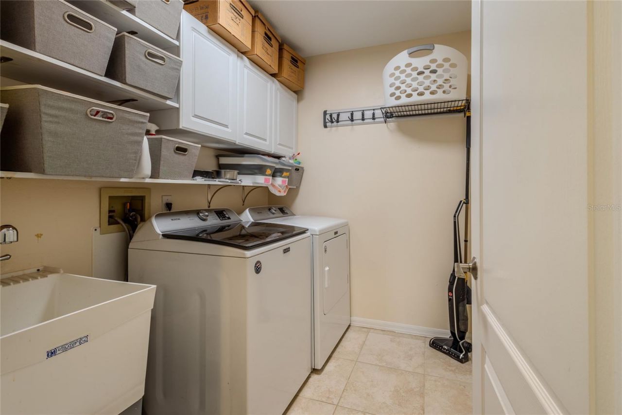 4092 Hearthstone Drive, Sarasota, FL 34238 Photo