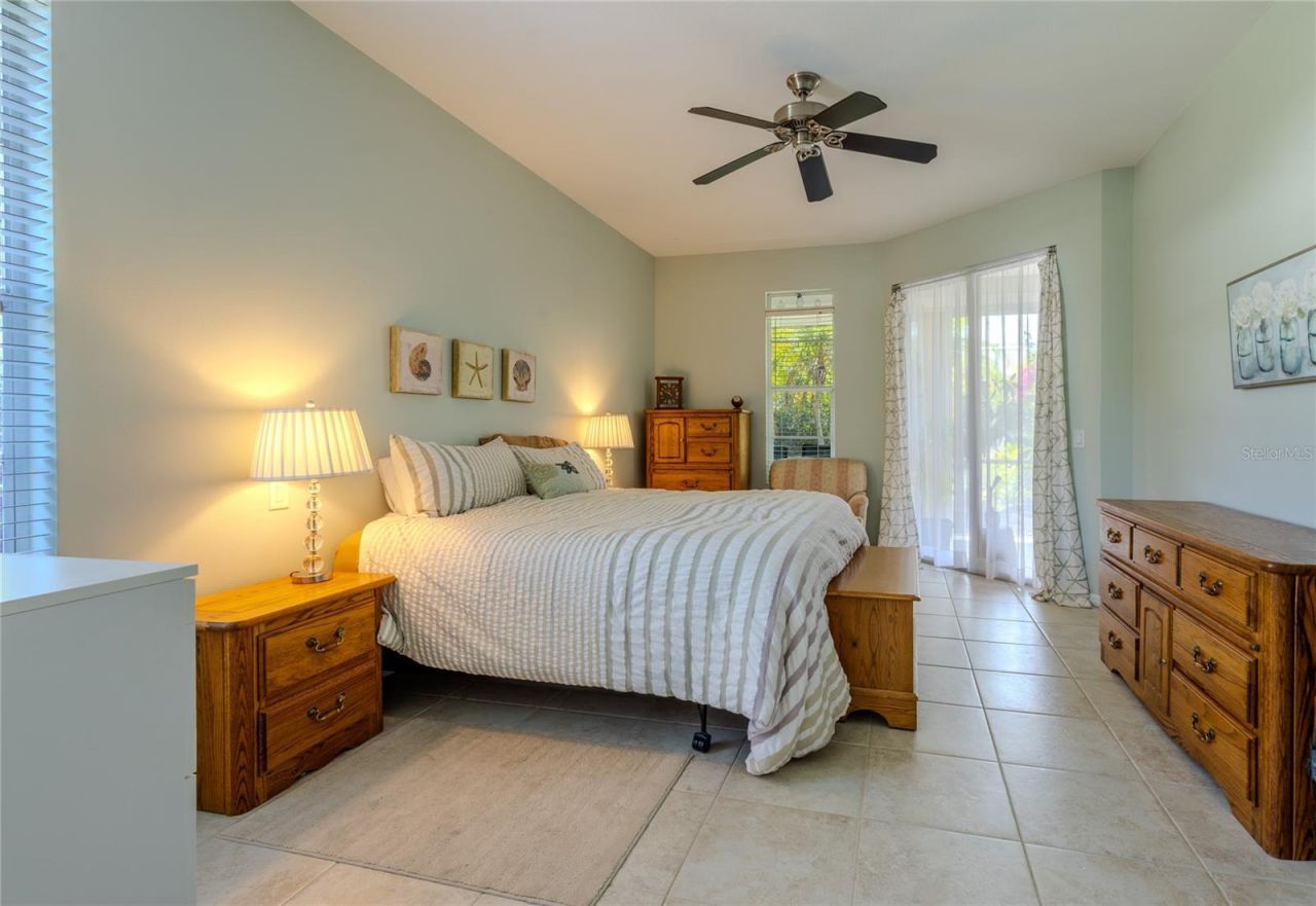 4092 Hearthstone Drive, Sarasota, FL 34238 Photo
