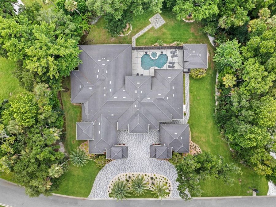 Property Image 100
