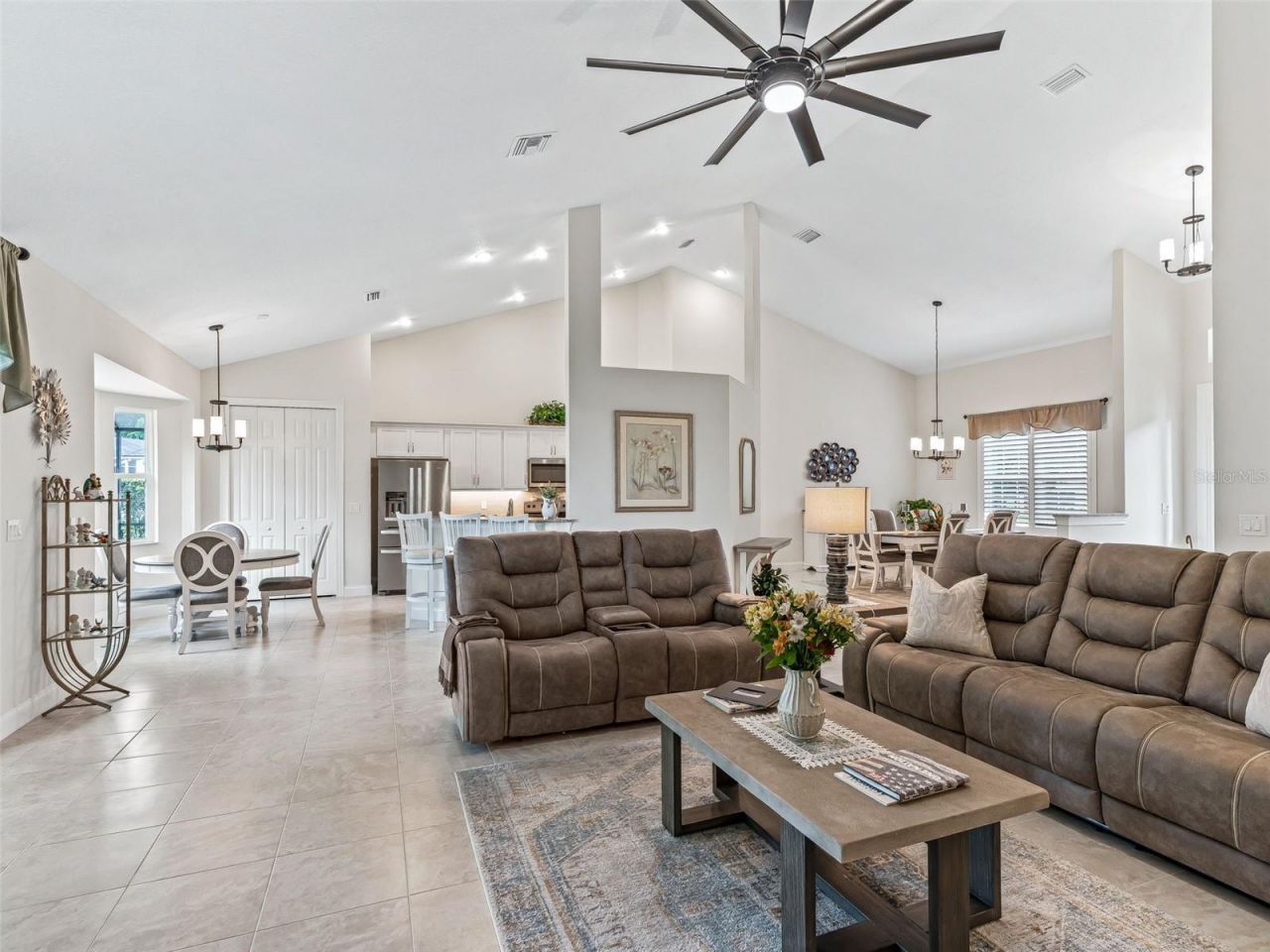 3828 Oak Pointe Drive, Lady Lake, FL 32159 Photo