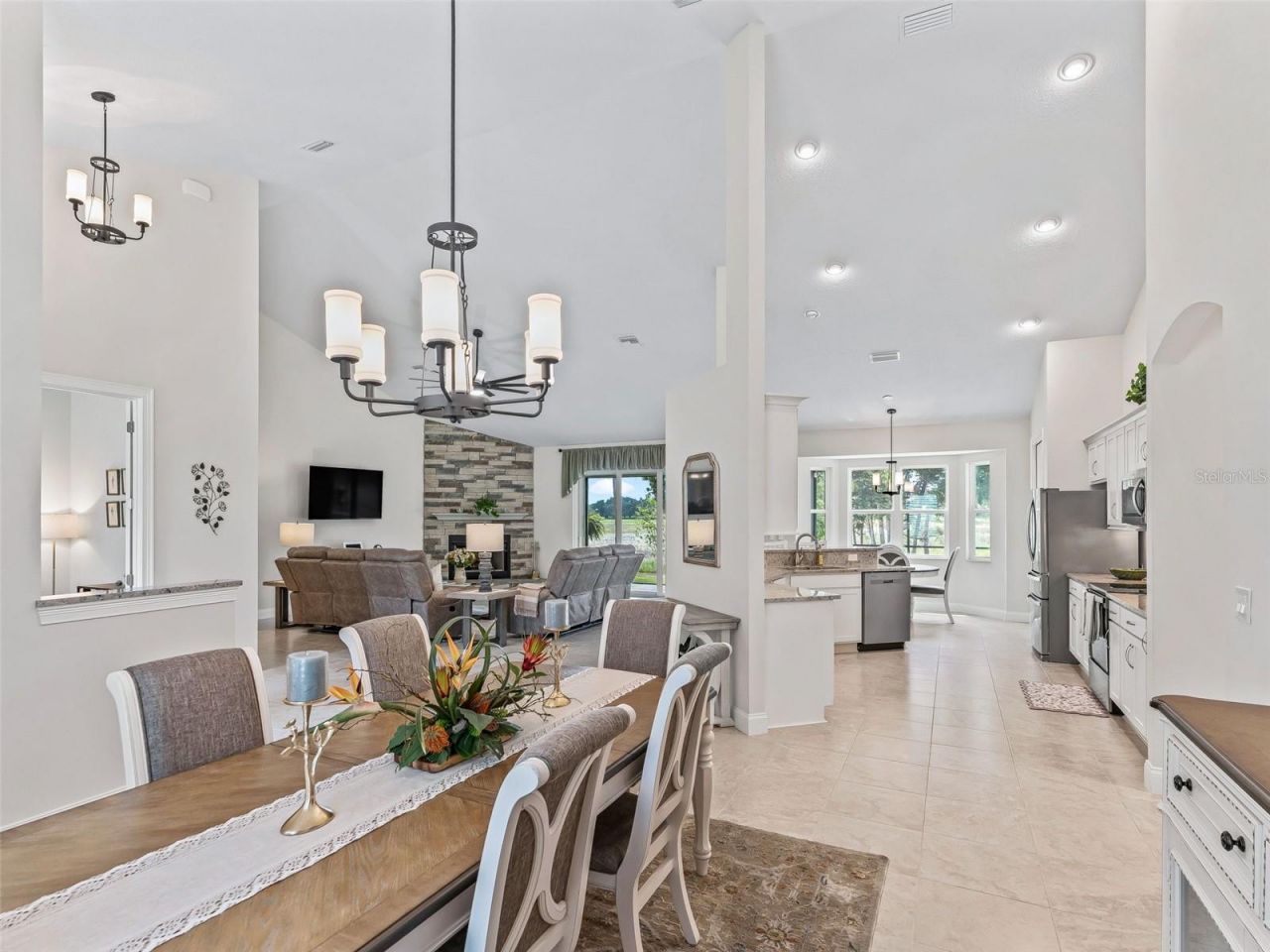 3828 Oak Pointe Drive, Lady Lake, FL 32159 Photo