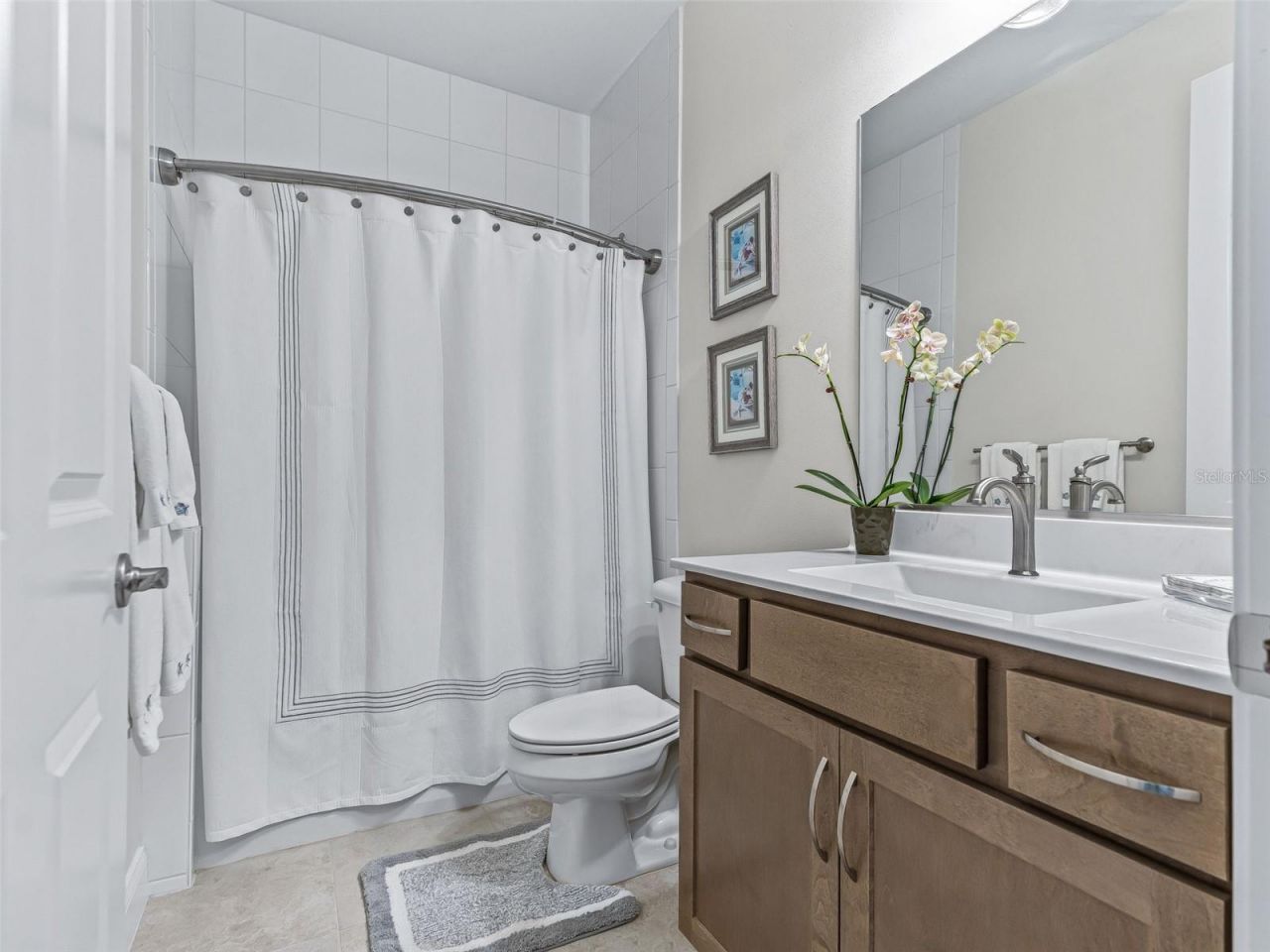 3828 Oak Pointe Drive, Lady Lake, FL 32159 Photo