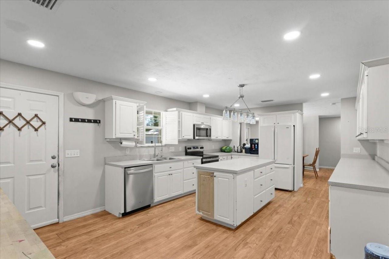 25419 NW 105th Place, High Springs, FL 32643 Photo