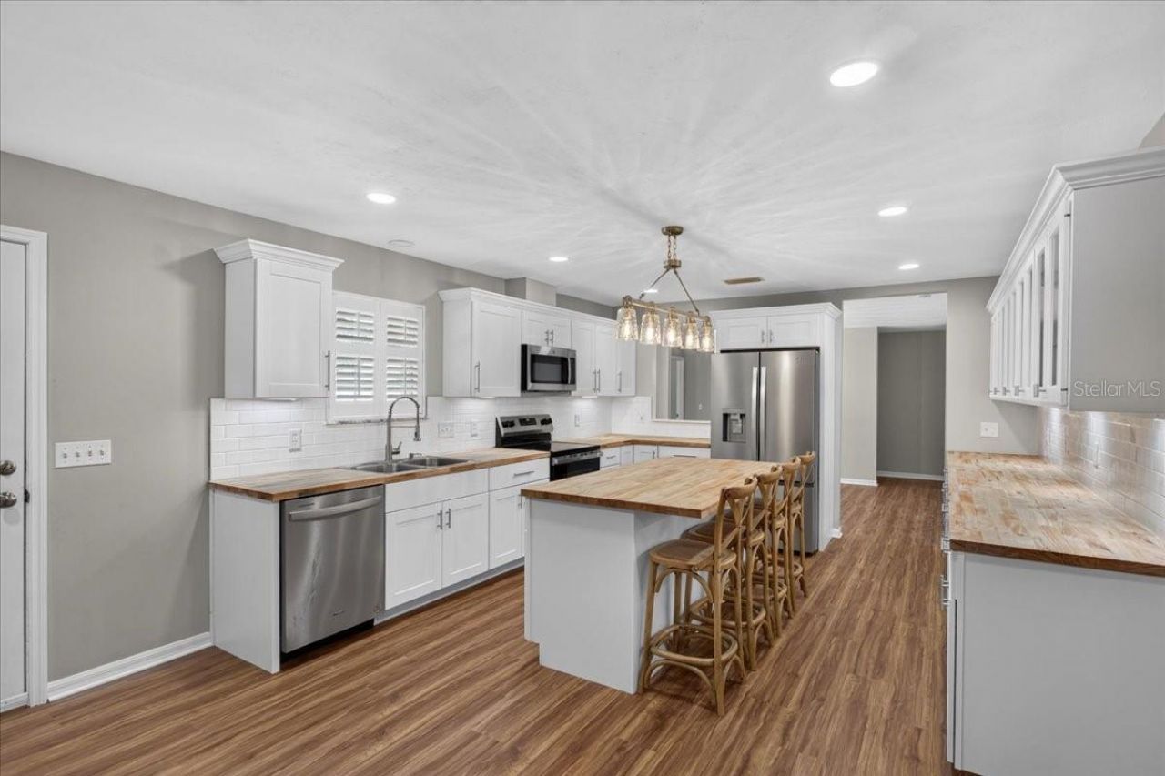 25419 NW 105th Place, High Springs, FL 32643 Photo