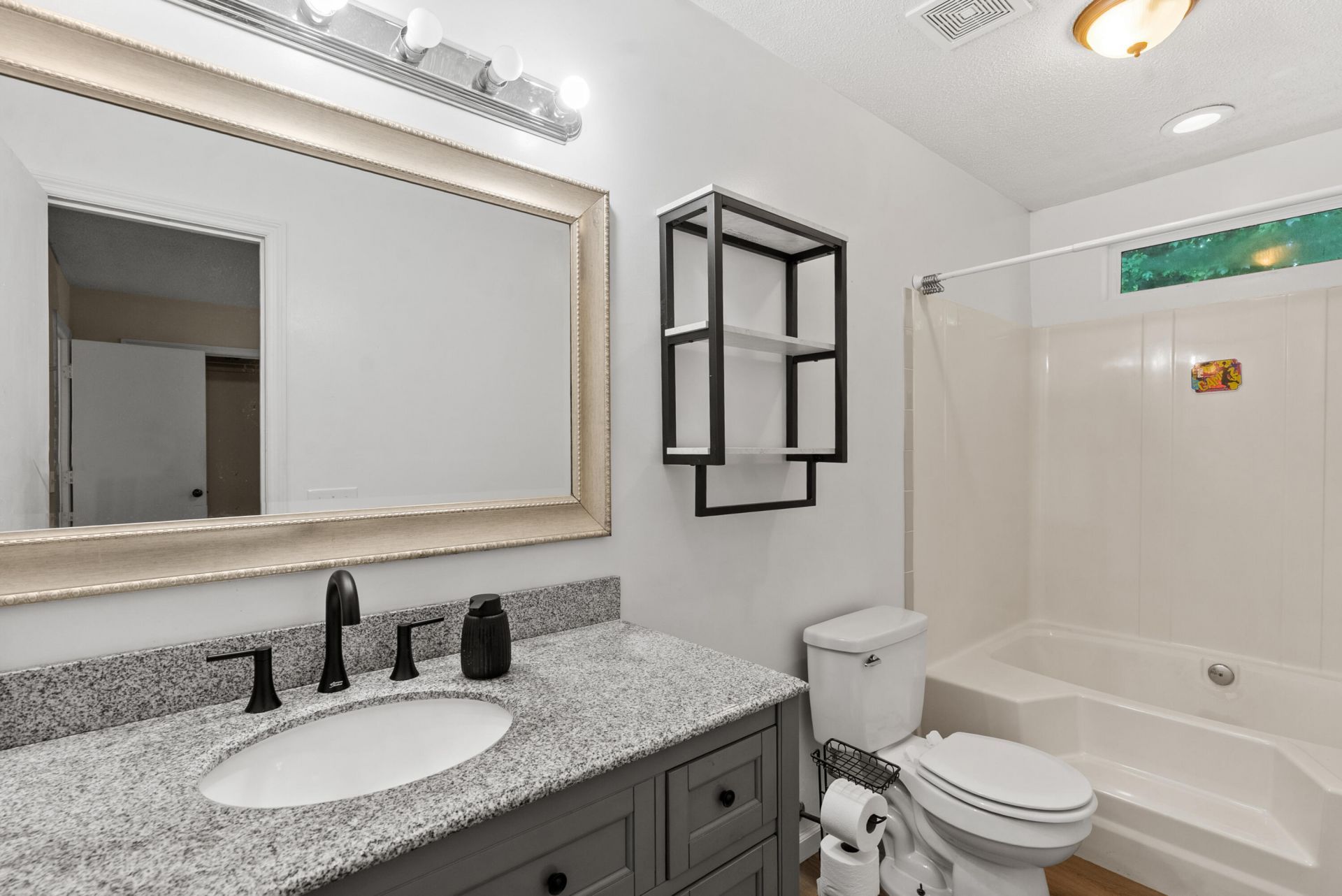 130 Chandler Drive Photo 12