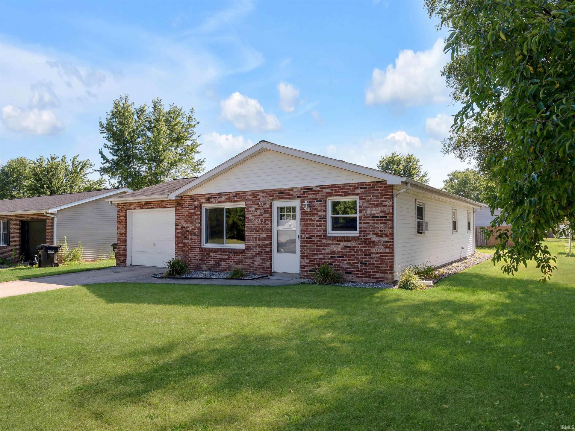 600 S Indiana Street, Waterloo, IN 46793 Main Photo