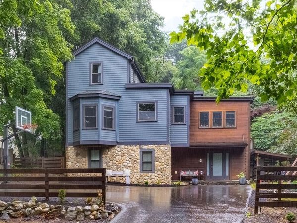 76 Thesda St, Arlington, MA 02474