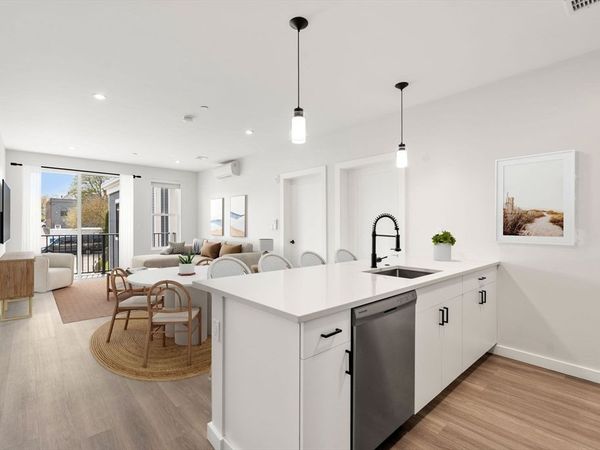 10 Somerset, Unit 402, Winthrop, MA 02152