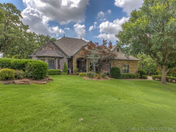 6920 W 42nd Street, Tulsa, OK 74107