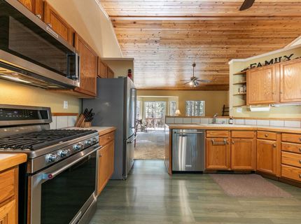 14096 Copenhagen Drive , Truckee, CA 96161 Photo