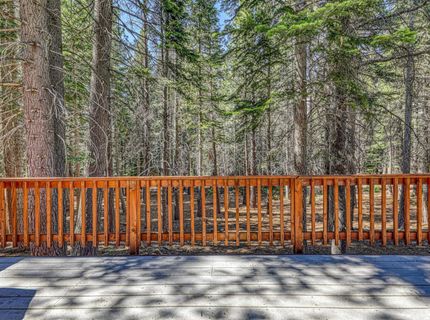 14096 Copenhagen Drive , Truckee, CA 96161 Photo