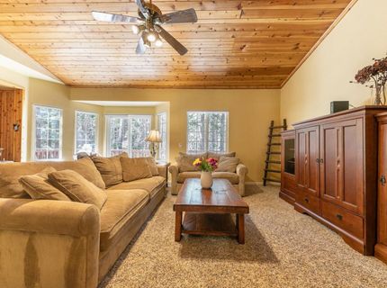 14096 Copenhagen Drive , Truckee, CA 96161 Photo