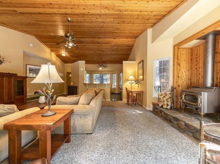 14096 Copenhagen Drive , Truckee, CA 96161 Photo
