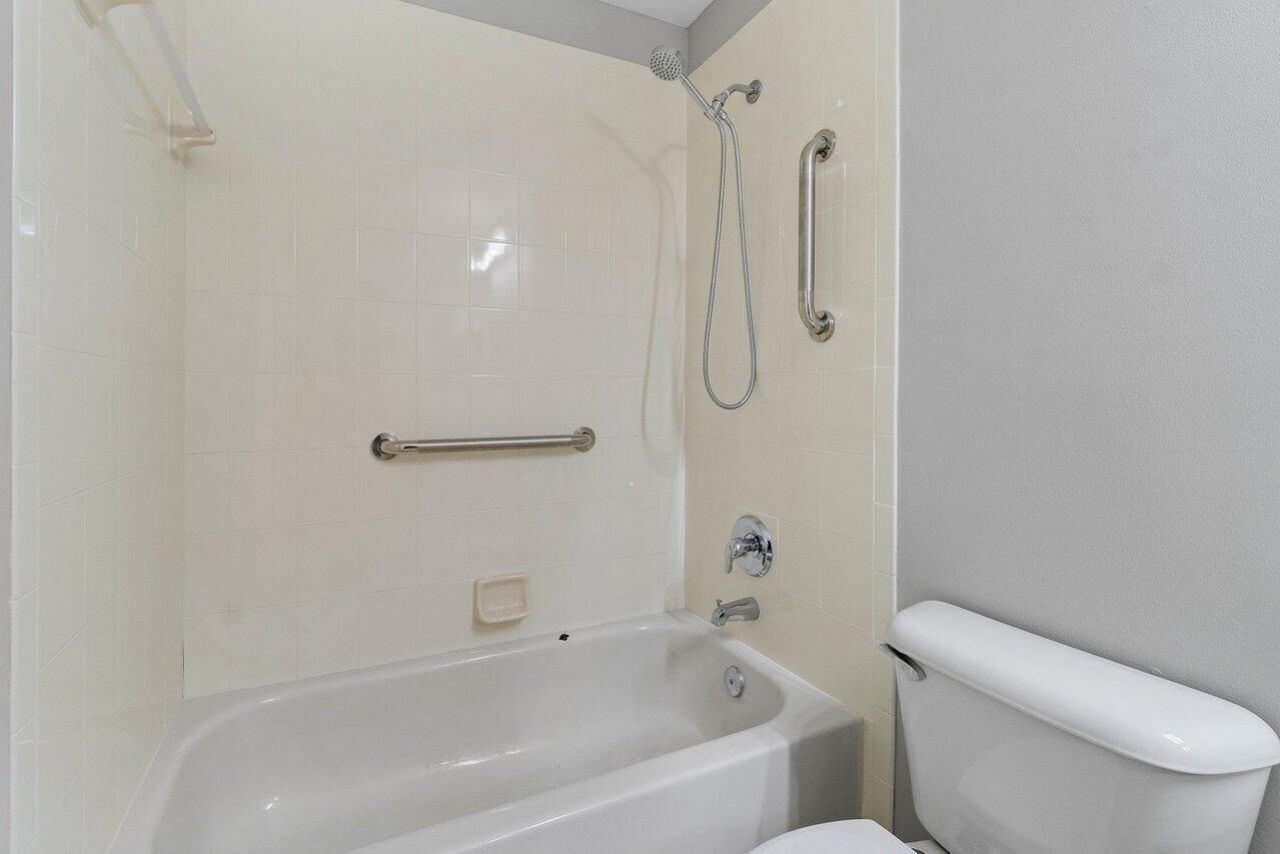9070 Dupont Place, Wellington, FL 33414 Photo