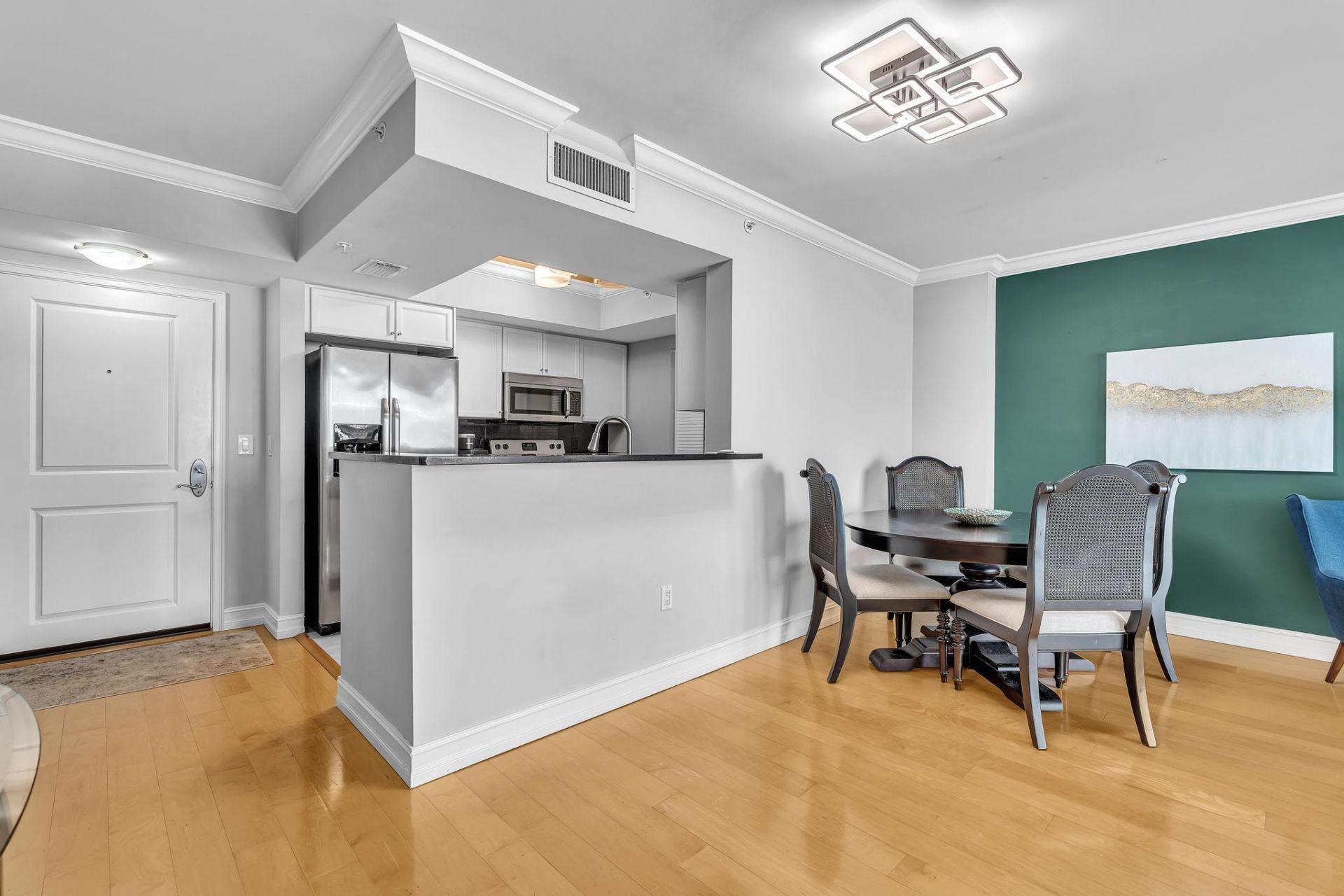 99 SE Mizner Boulevard, Unit 637, Boca Raton, FL 33432 Photo