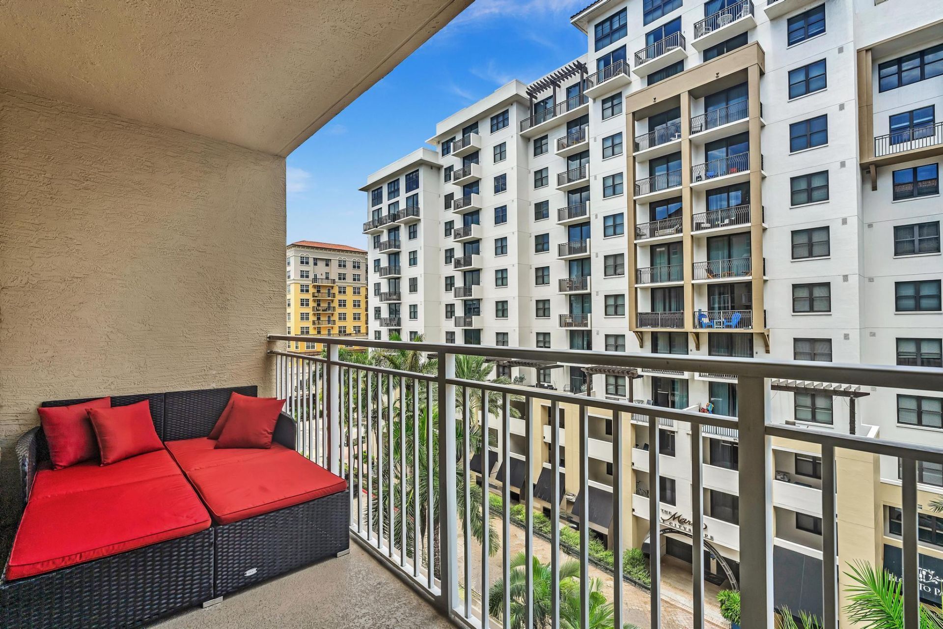 99 SE Mizner Boulevard, Unit 637, Boca Raton, FL 33432 Photo