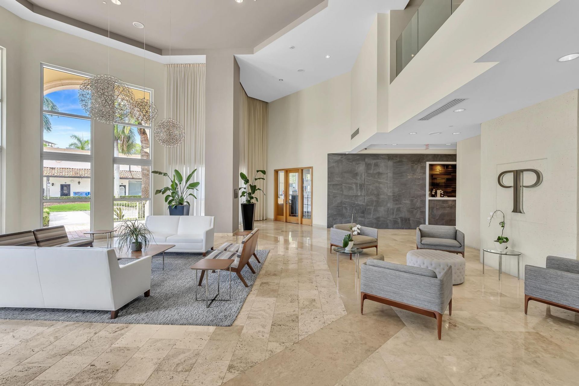 99 SE Mizner Boulevard, Unit 637, Boca Raton, FL 33432 Photo