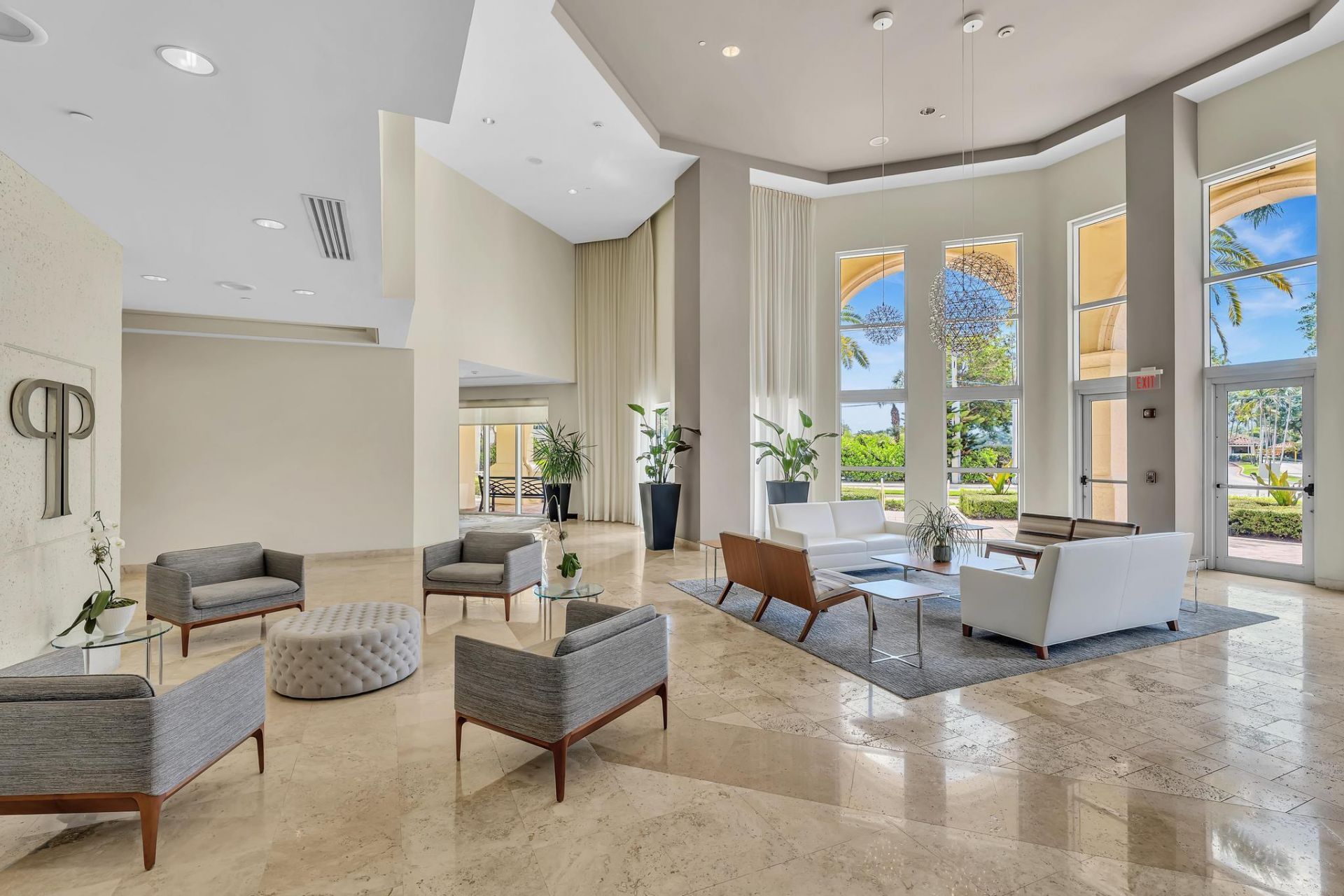 99 SE Mizner Boulevard, Unit 637, Boca Raton, FL 33432 Photo