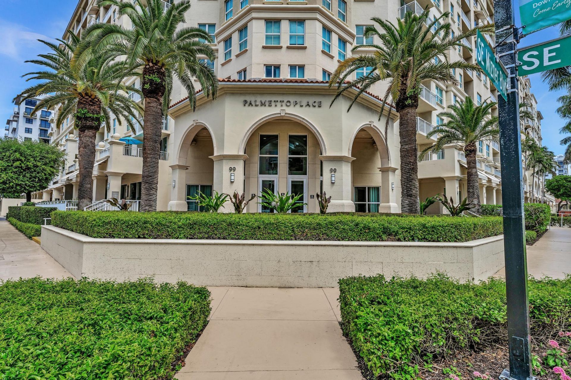 99 SE Mizner Boulevard, Unit 637, Boca Raton, FL 33432 Photo