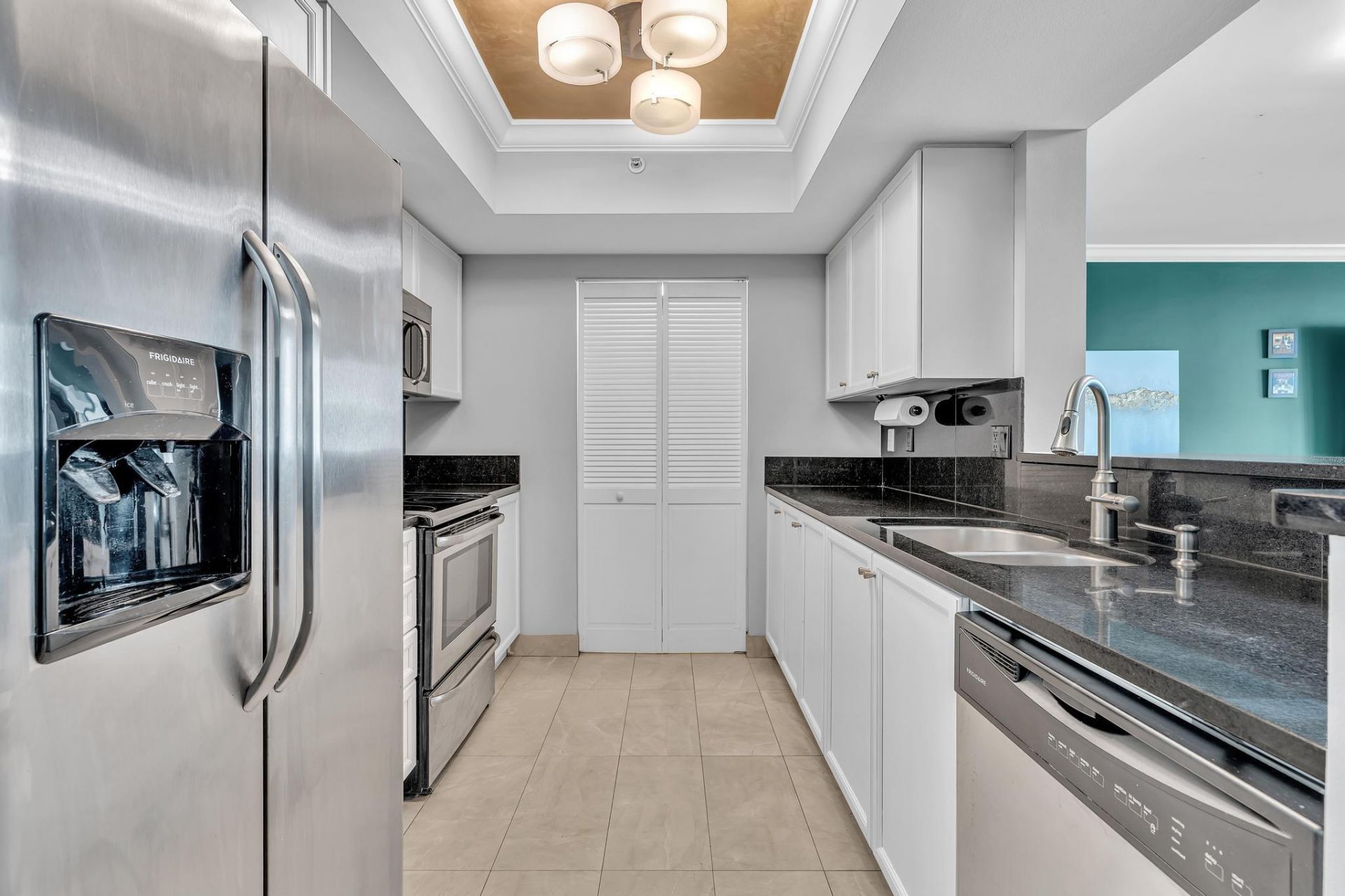 99 SE Mizner Boulevard, Unit 637, Boca Raton, FL 33432 Photo