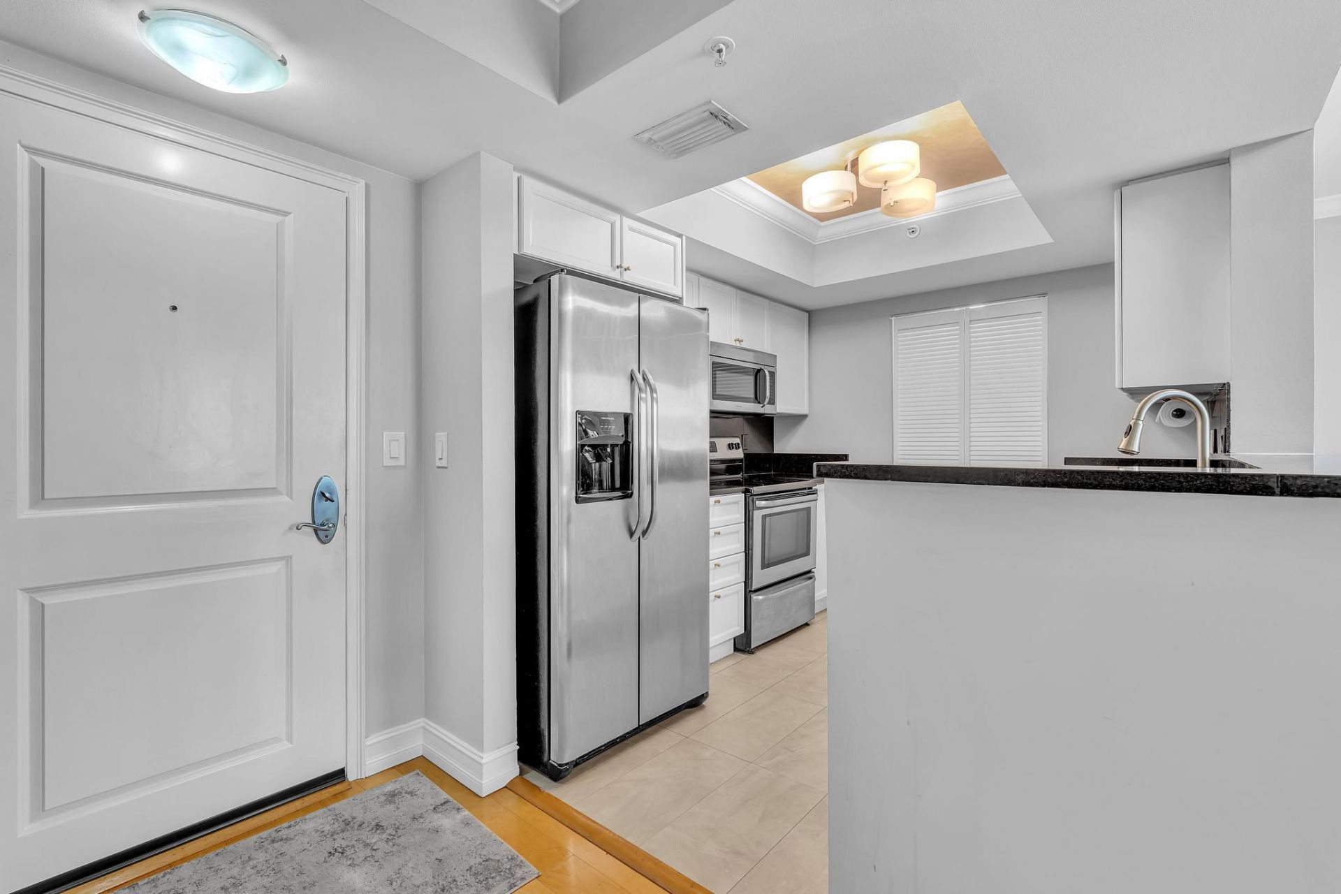 99 SE Mizner Boulevard, Unit 637, Boca Raton, FL 33432 Photo