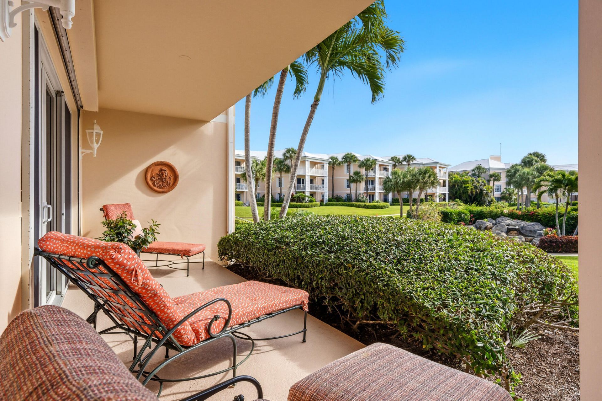 1250 W Southwinds Boulevard, Unit 116, Vero Beach, FL 32963 Photo