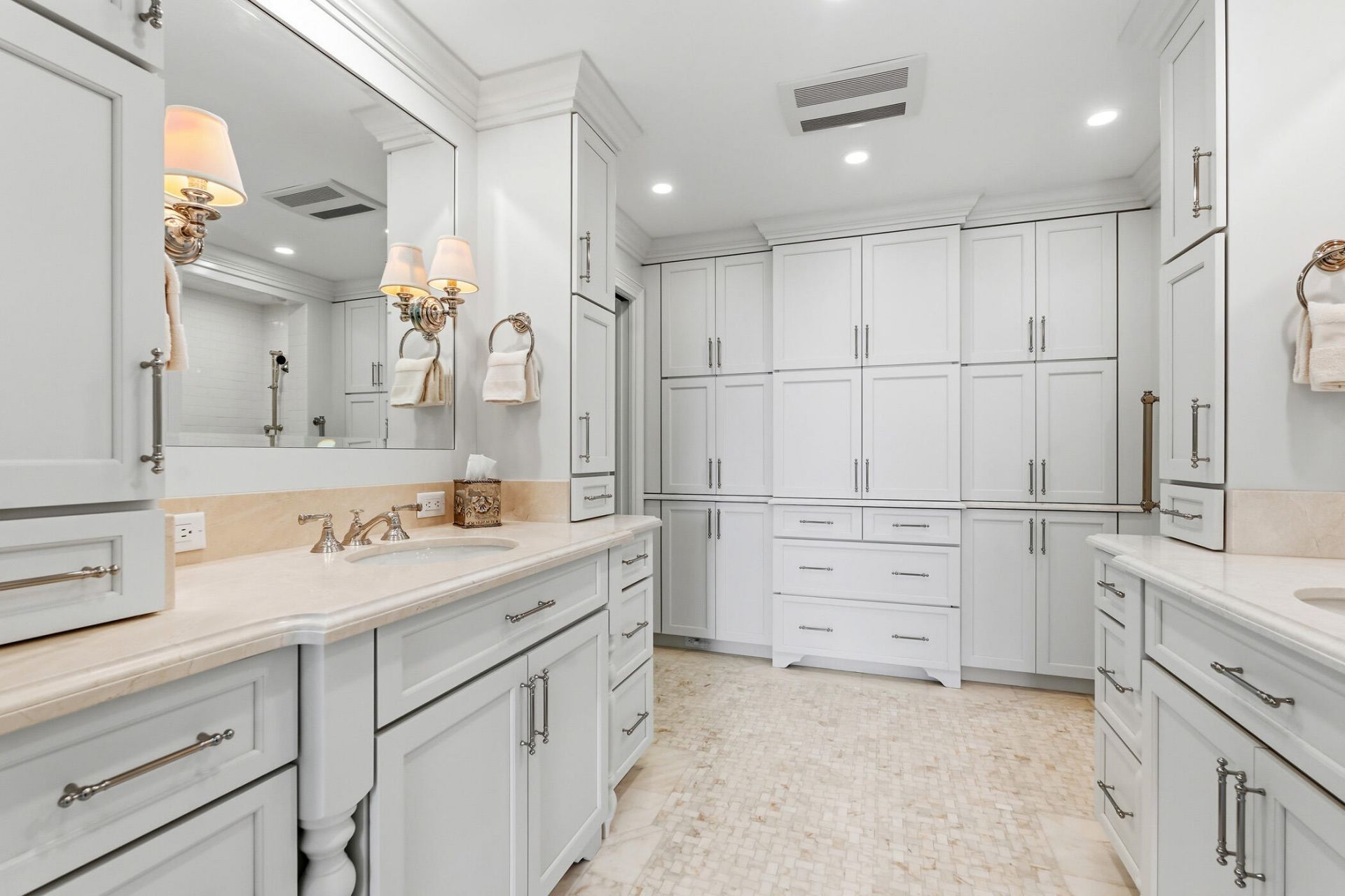 1250 W Southwinds Boulevard, Unit 116, Vero Beach, FL 32963 Photo