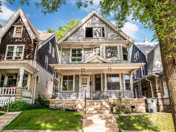 606 N 29th STREET, Unit 606A, Milwaukee, WI 53208